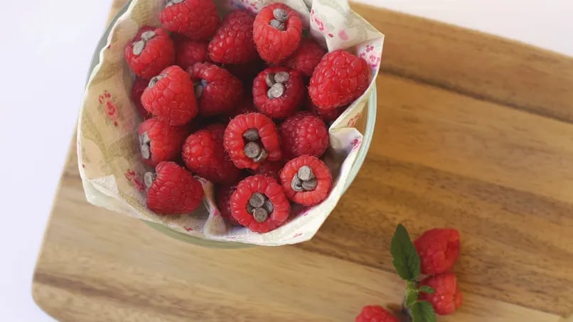 Chocolate-Stuffed Raspberries