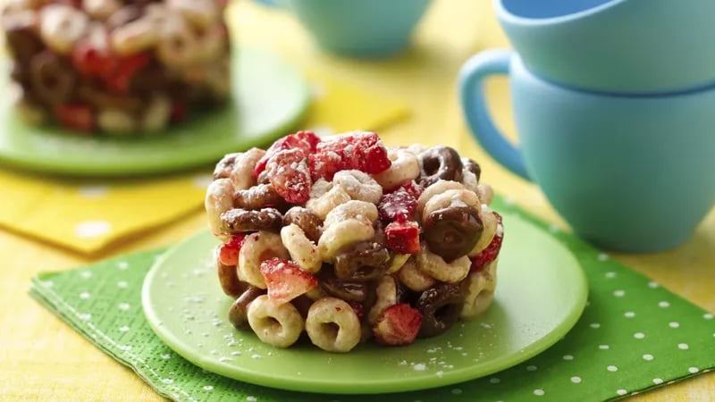 Cheerios® Breakfast Rounds "Tea Cakes"