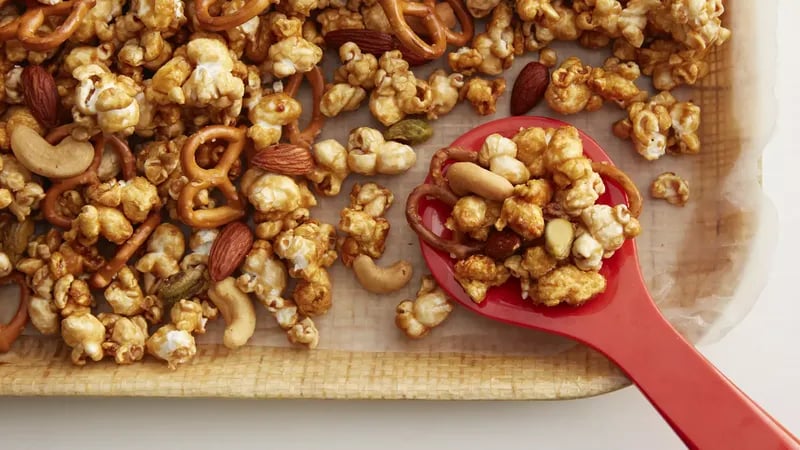 Slow-Cooker Caramel Corn