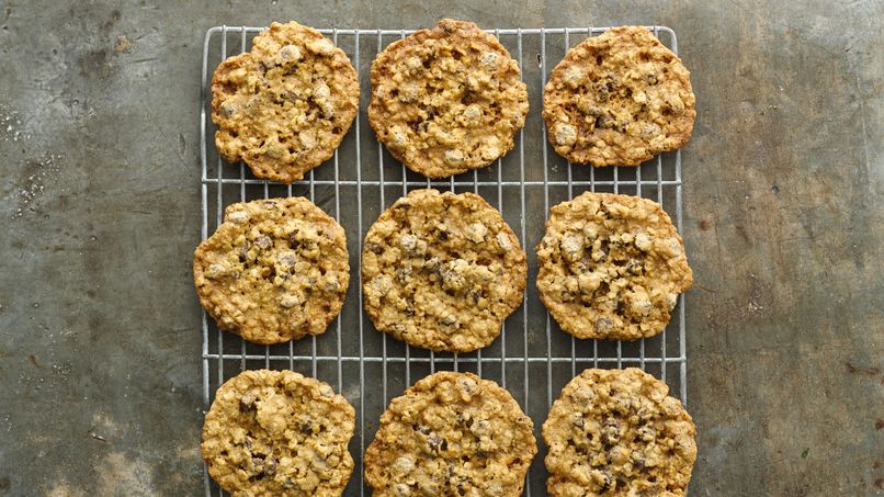 Gluten-Free Chocolate Chip Oatmeal Cookies