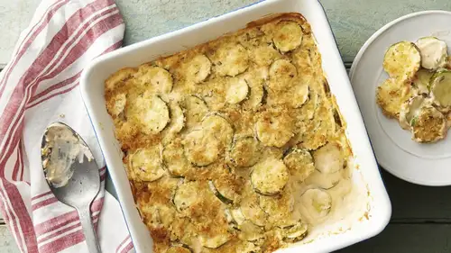 5-Ingredient Cheesy Zucchini Bake