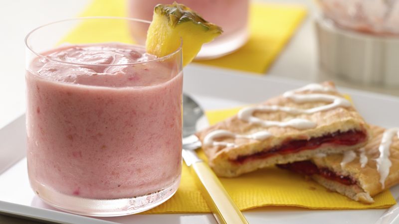 Pineapple Raspberry Smoothies with Pastries