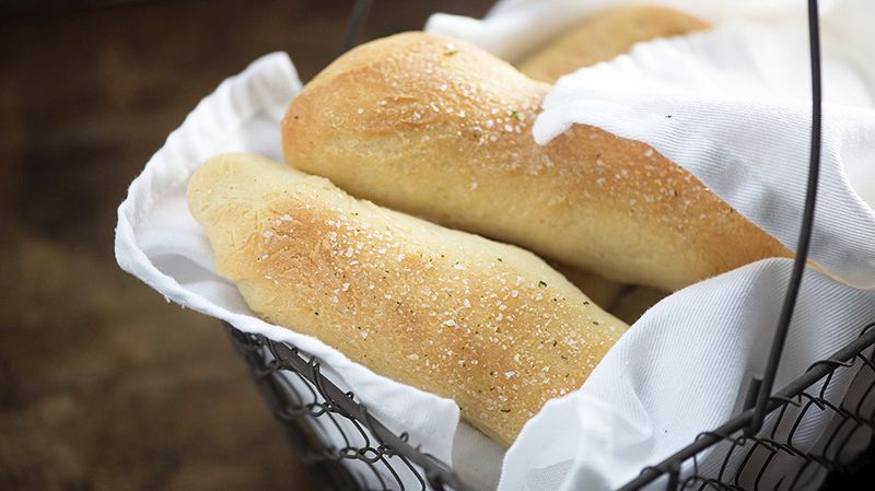 Copycat Olive Garden™ Breadsticks