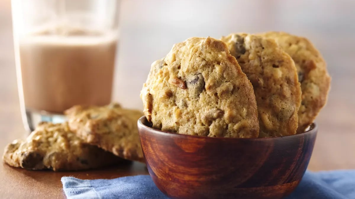 Sunflower Seed-Chocolate Chip Cookies