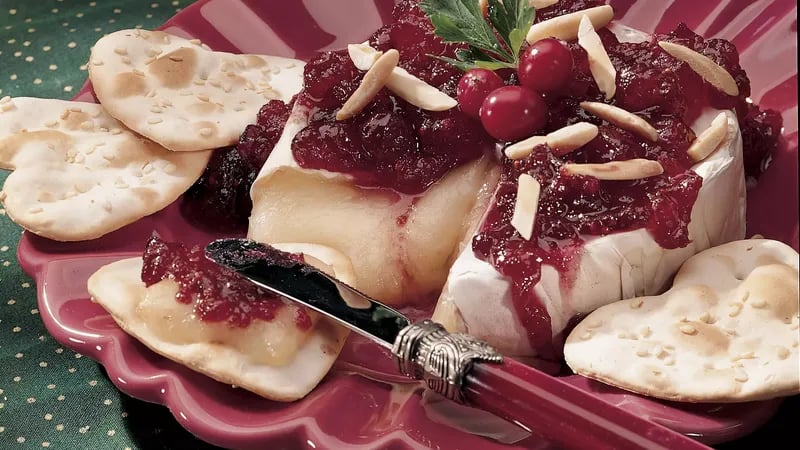 Brie with Cranberry Chutney