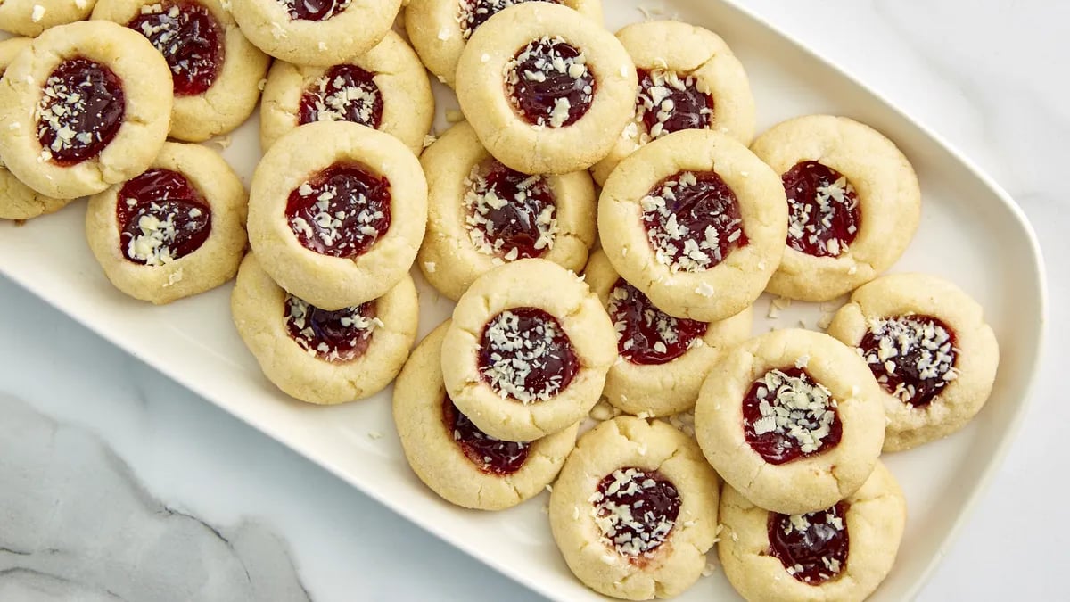 Raspberry White Chocolate Cheesecake Cookies