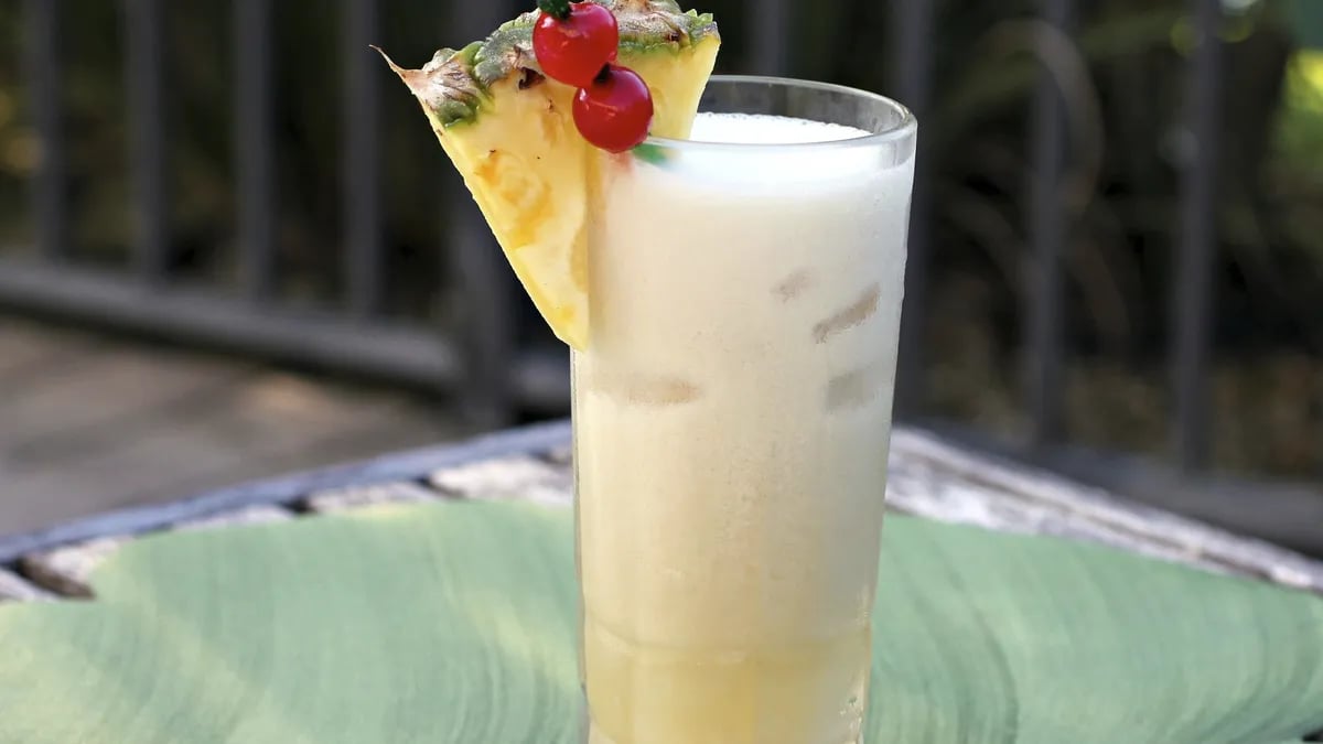 Skinny Piña Colada