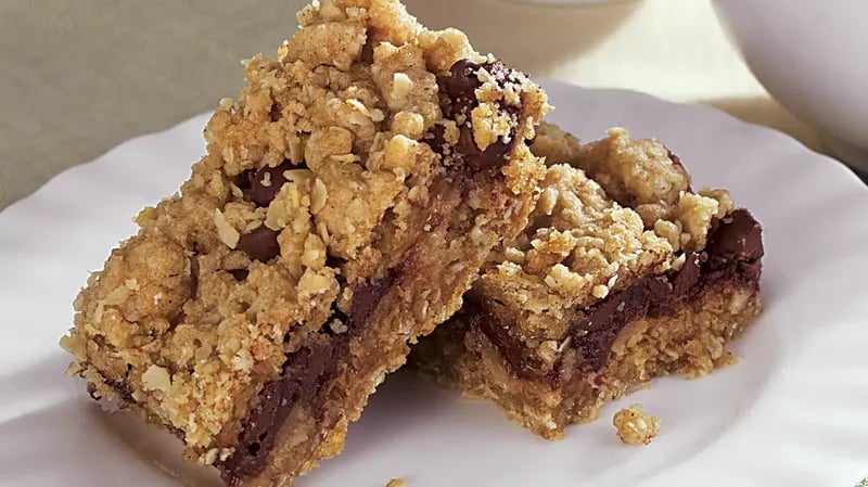 Chocolate Pear Oatmeal Bars