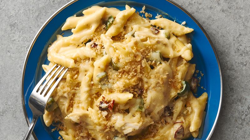 Slow-Cooker Chipotle Chicken Macaroni and Cheese