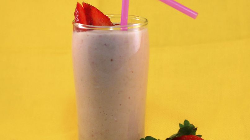 Strawberry and Cereal Shake