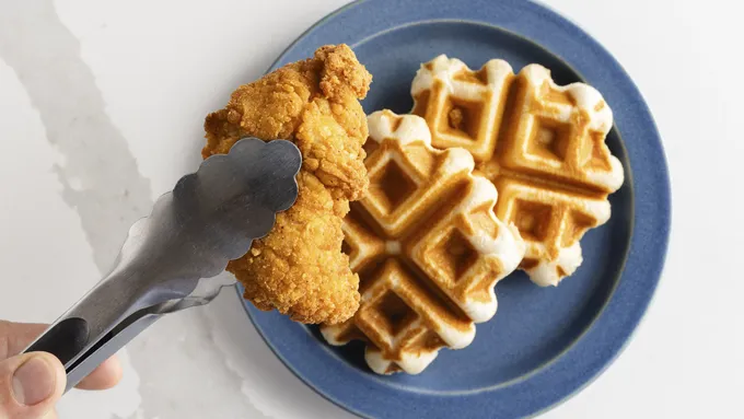 How to Make Chicken And Waffles Easy: Quick Guide