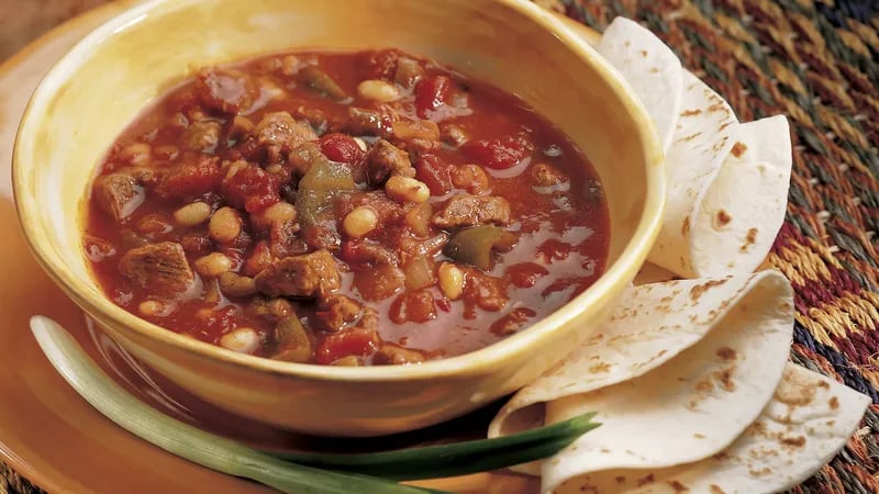 Slow-Cooker Beefy Salsa Chili