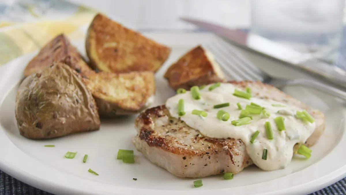 Pork Chops with Creamy Chive Sauce