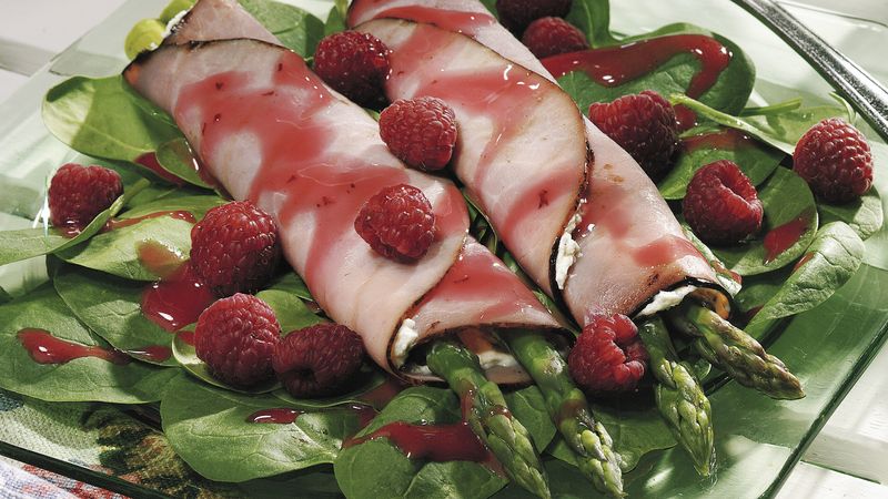 Ham-Asparagus Rolls with Spinach-Raspberry Salad