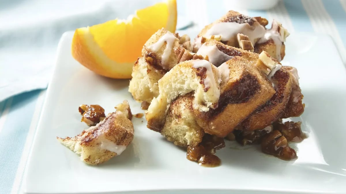 Cinnamon Roll Coffee Cake for a Crowd