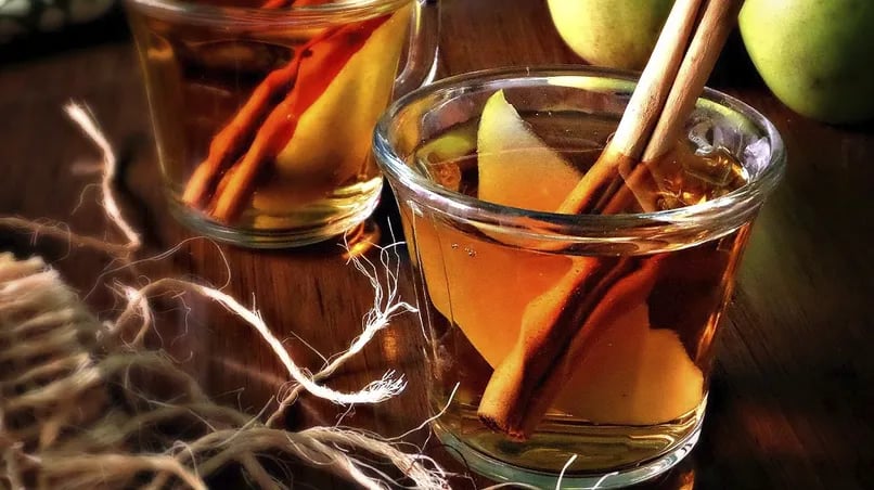 Pear Punch with Cinnamon