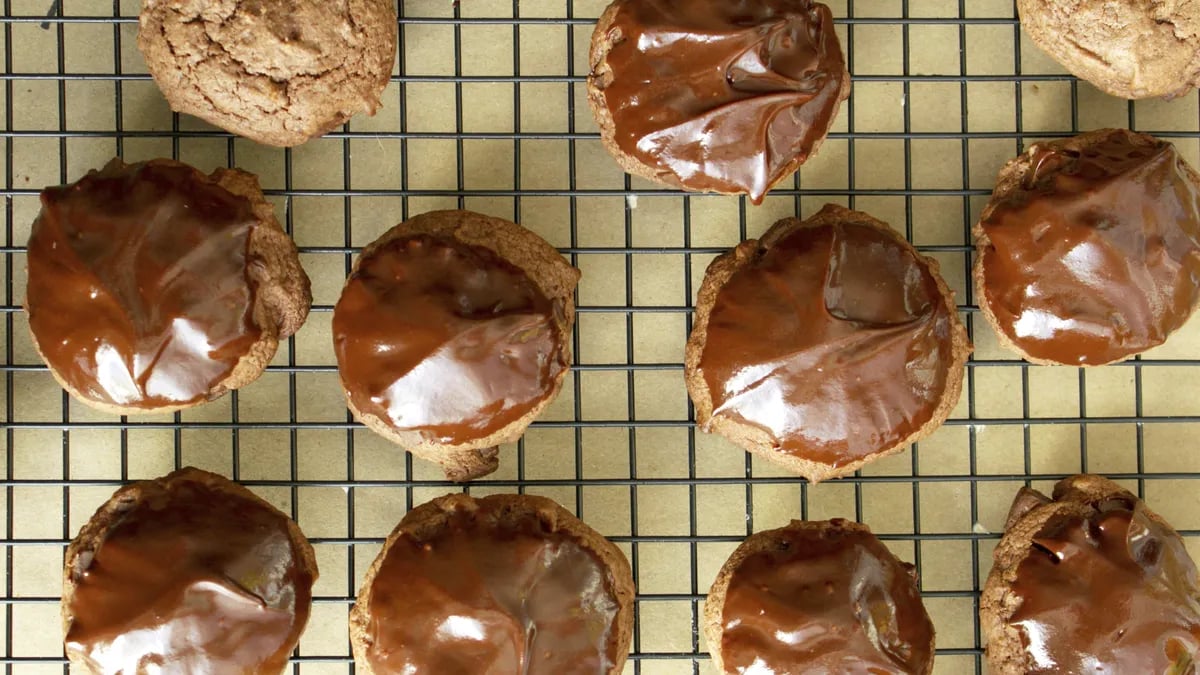 Spicy Mocha Cookies with Chocolate Ganache