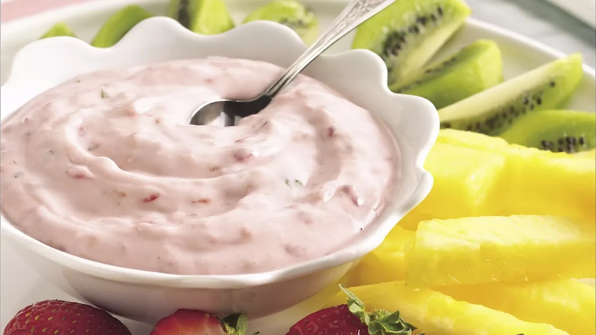 Raspberry-Mint Marshmallow Creme Dip