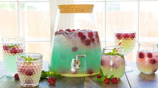 Blue Raspberry Vodka Lemonade Cocktail - Peyton's Momma™