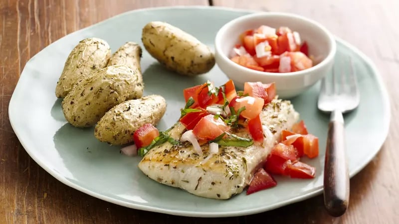 Skinny Seared Fish with Fresh Tomato Salsa