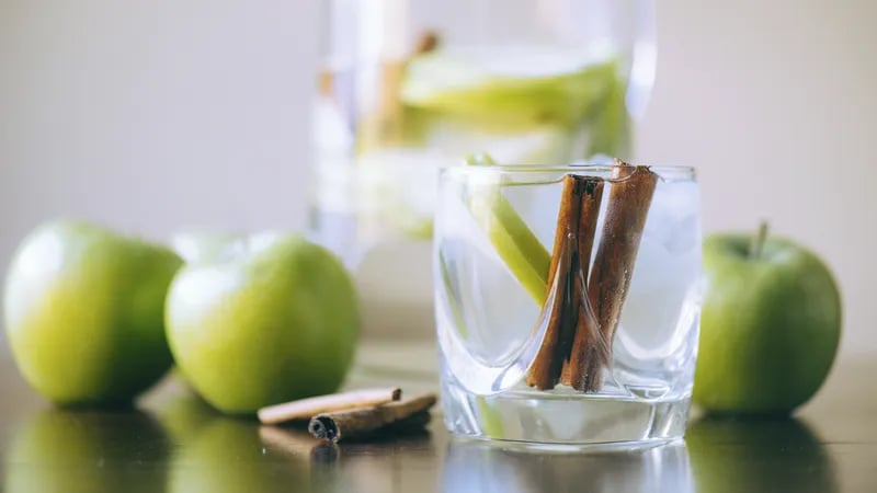 Apple Cinnamon Water