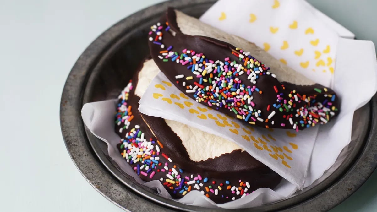 Chocolate-Ice Cream Tacos