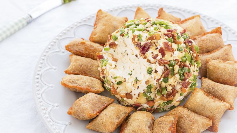 Cheese Ball with Bacon and Jalapeño