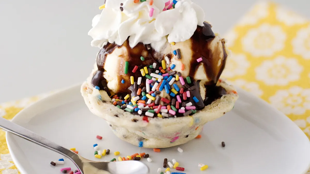 Rainbow Sugar Cookie Cups