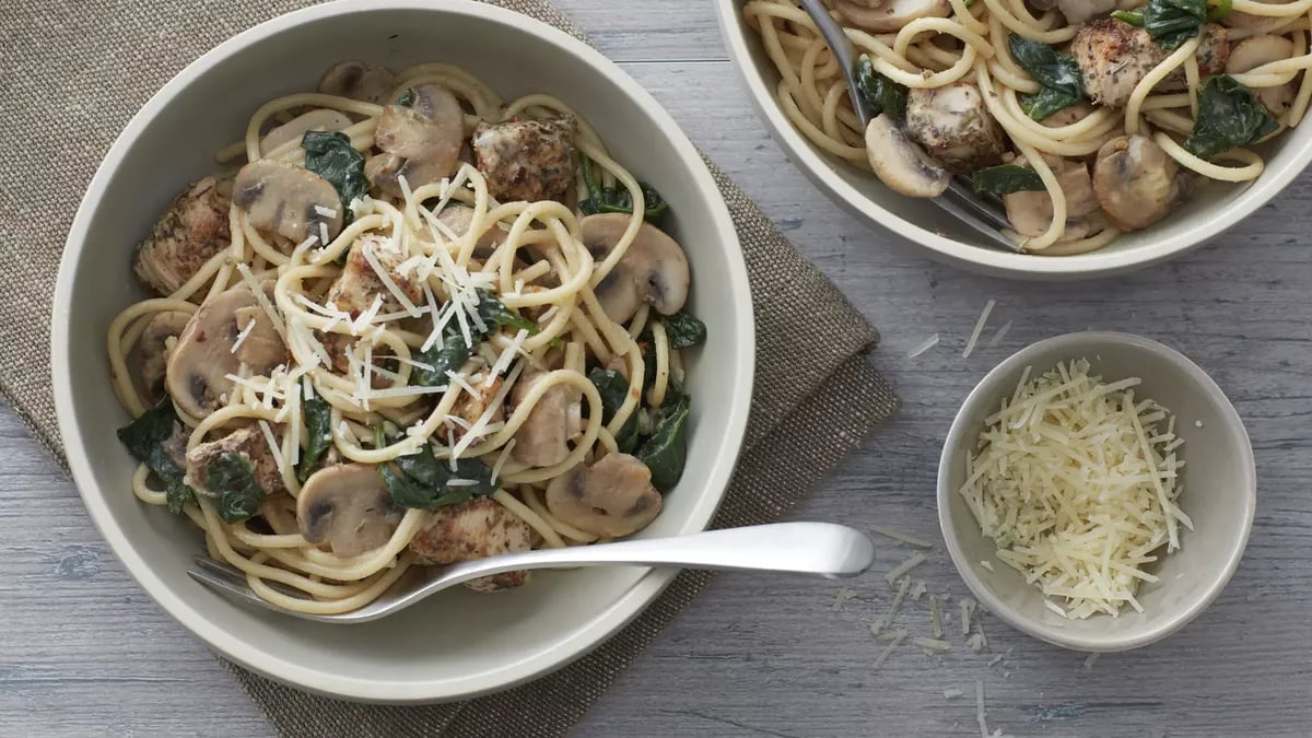 One-Pot Creamy Chicken Spaghetti (Cooking for 2)