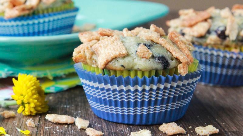 Zucchini-Blueberry Muffins with Cinnamon Toast Crunch® Streusel