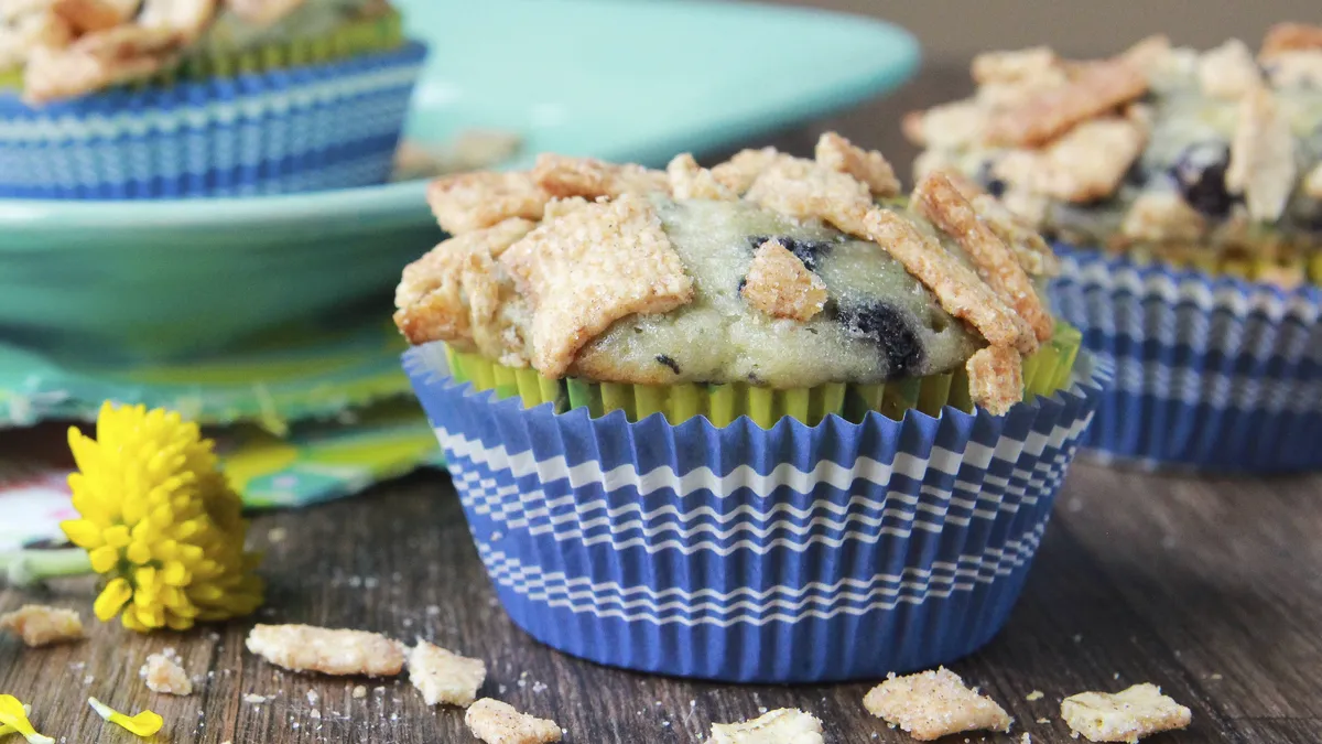 Zucchini-Blueberry Muffins with Cinnamon Toast Crunch® Streusel