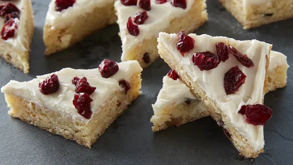 White Chocolate-Cranberry Cookie Bars