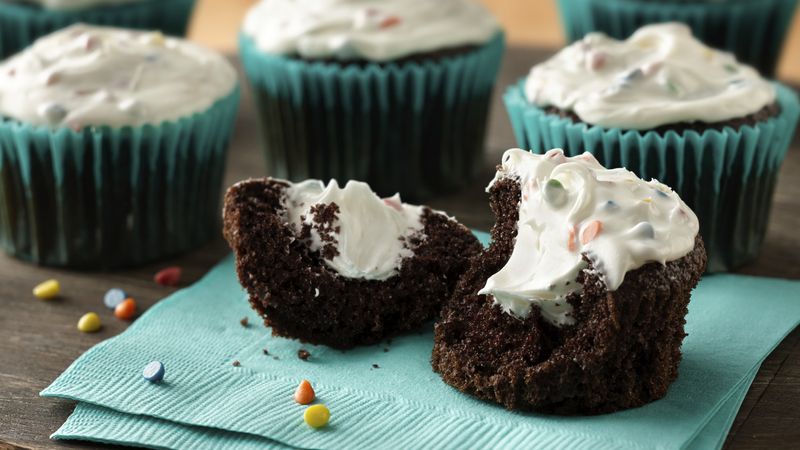 Chocolate-Marshmallow Cream-Filled Cupcakes