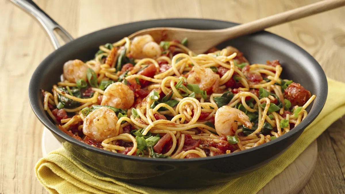 Spicy Chile-Garlic Shrimp Pasta Recipe - Tablespoon.com