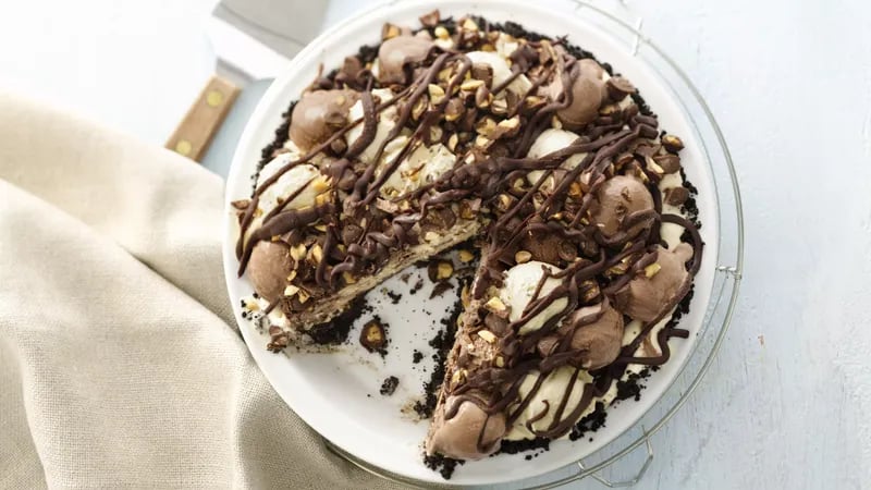 Peanut Butter Ice Cream Pie