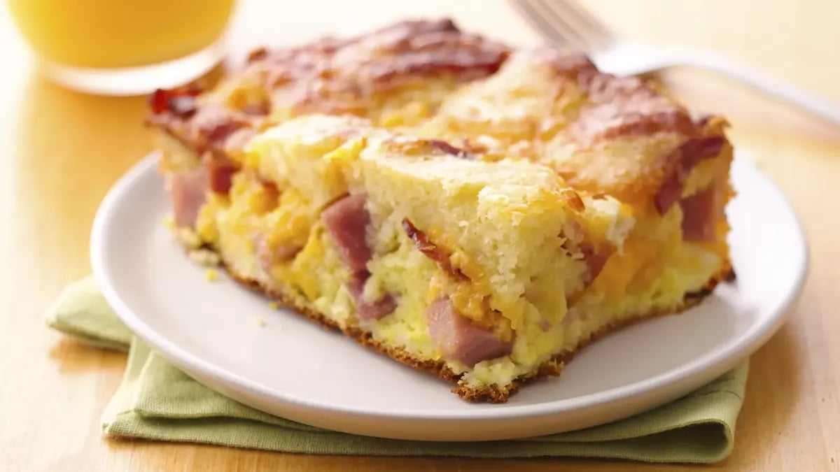 Puffed-Pancake Brunch Casserole