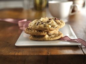 White Chocolate Cranberry Cookies | Gold Medal Flour US