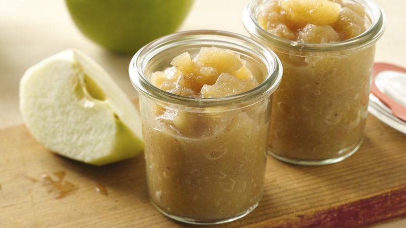 Quick Microwaved Honeyed Applesauce 