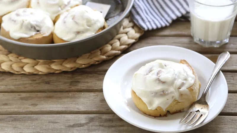 Cake Mix Cinnamon Rolls