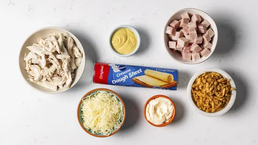 ExtraTextTypeImageMediumUrl