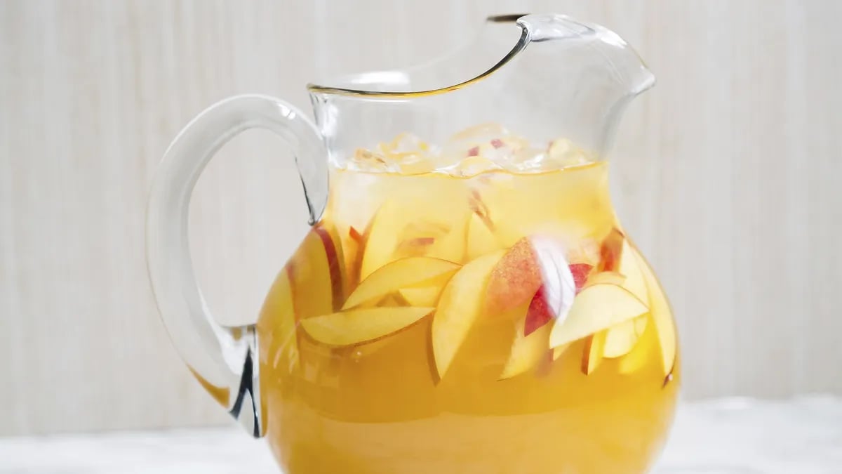 Sweet Bourbon Peach Lemonade