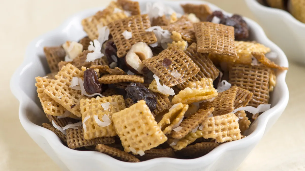 Honey Granola Chex Mix