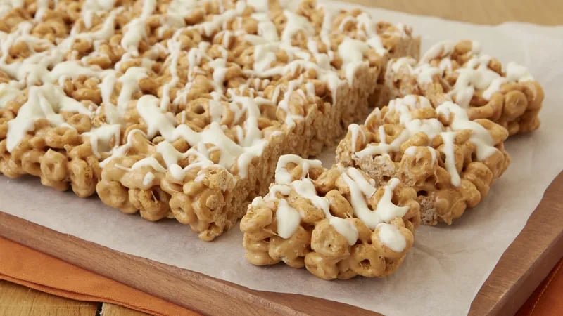 Pumpkin Spice Cheerios™ Cereal Bars