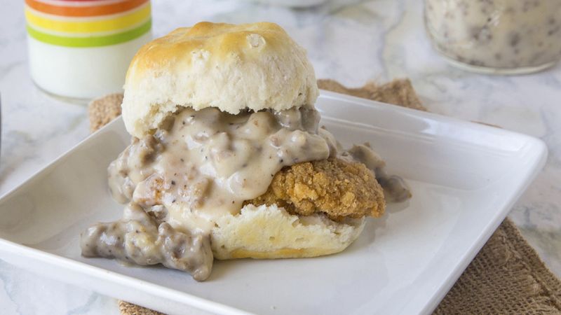 Easy Chicken and Biscuit Sandwiches with Sausage Gravy