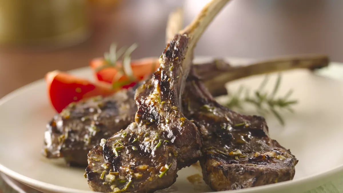 Grilled Rosemary Lamb Chops