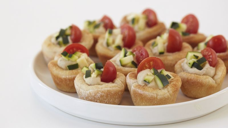 Hummus Cups with Zucchini and Tomato