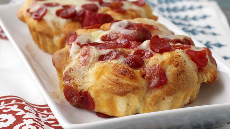Pepperoni Pizza Monkey Bread
