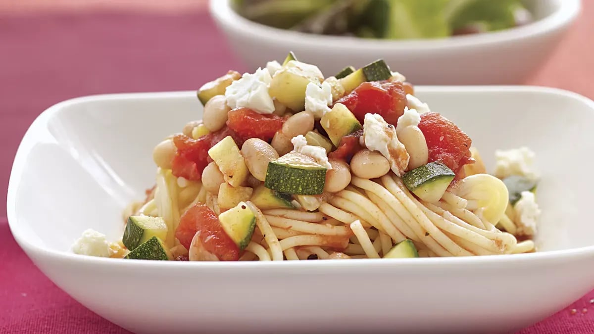 Spaghetti with Zucchini and Beans