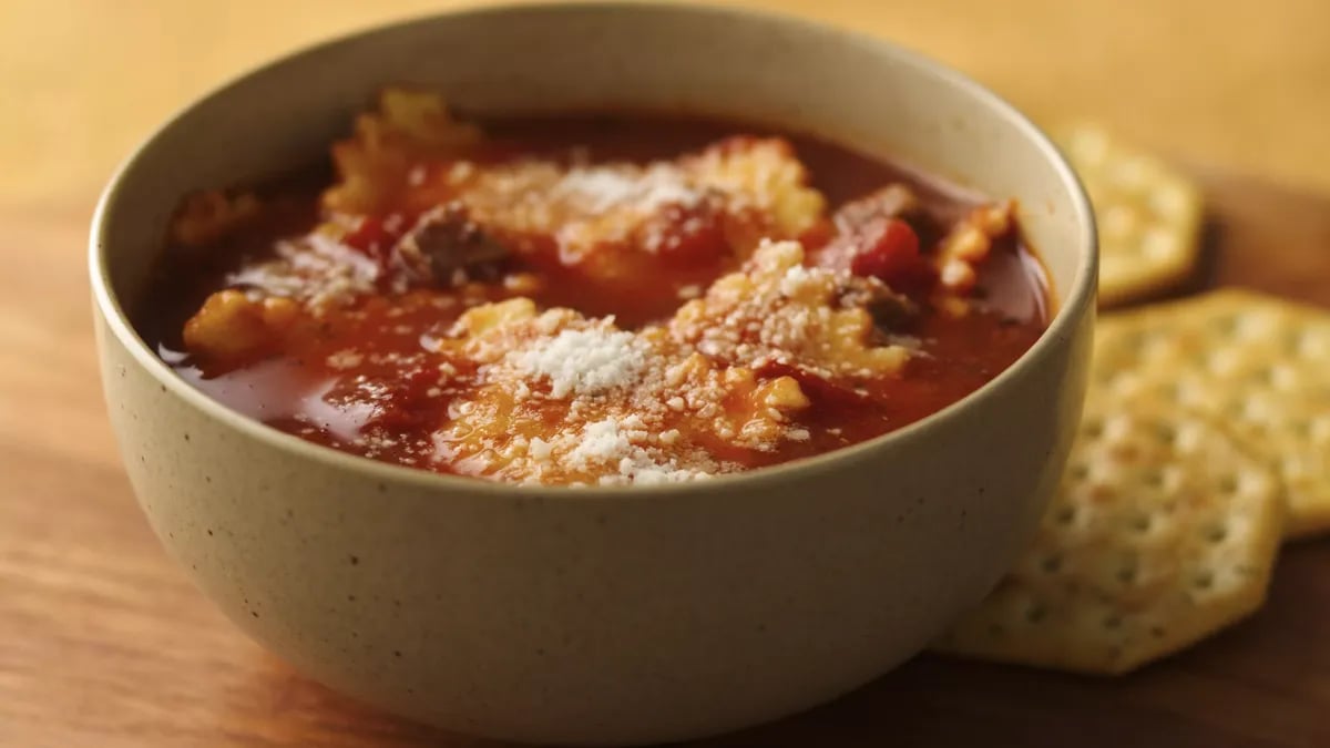 Slow-Cooker Steak and Pasta Soup