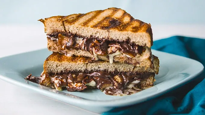 Chocolate sandwich discount